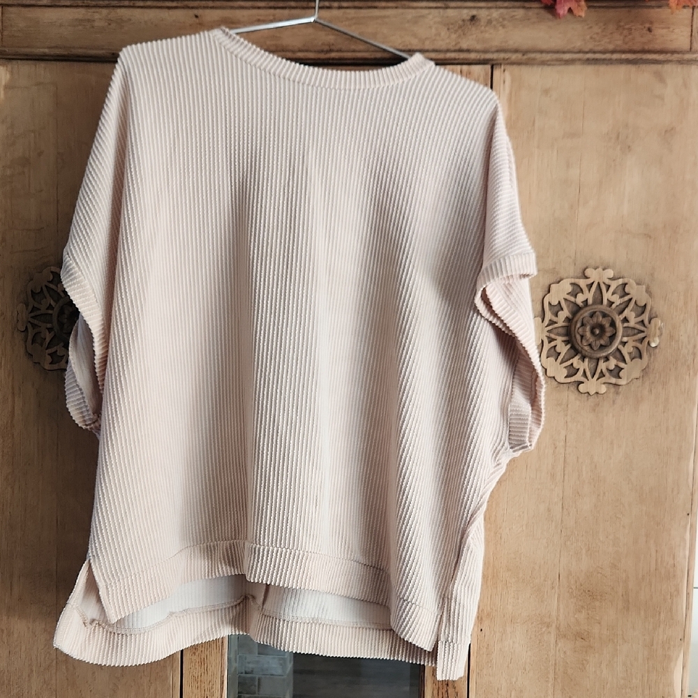Women's Cream Ribbed Top, Size L, EUC